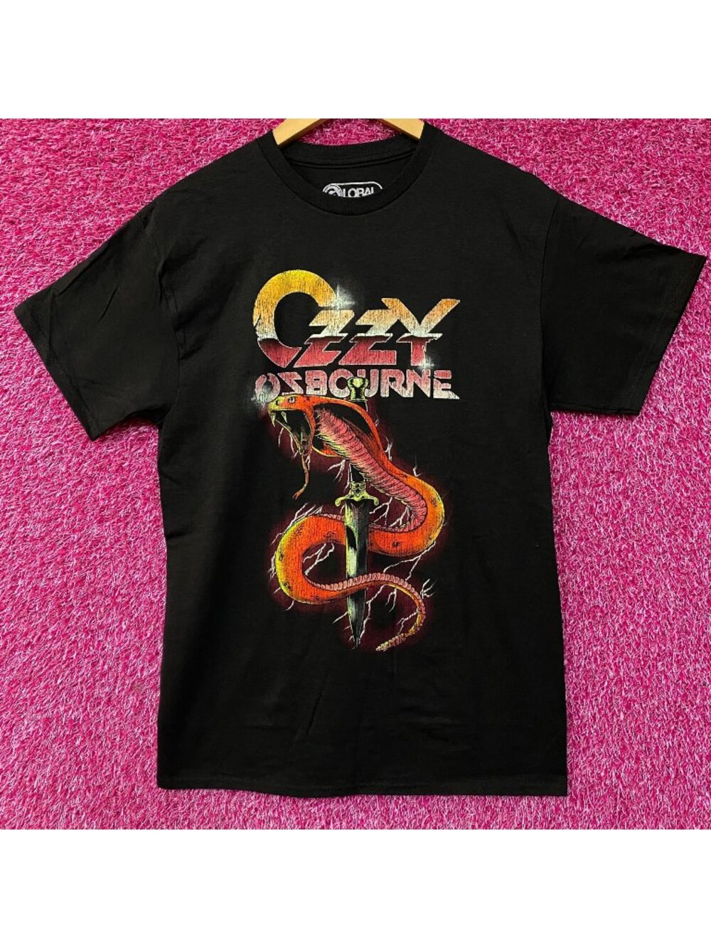 Ozzy Ozbourne Cobra Graphic Design T-Shirt Medium